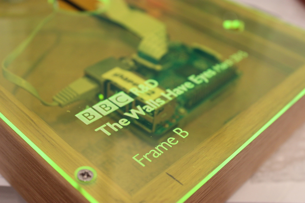 closeup_frame